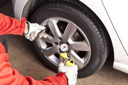 Filling Car Tires